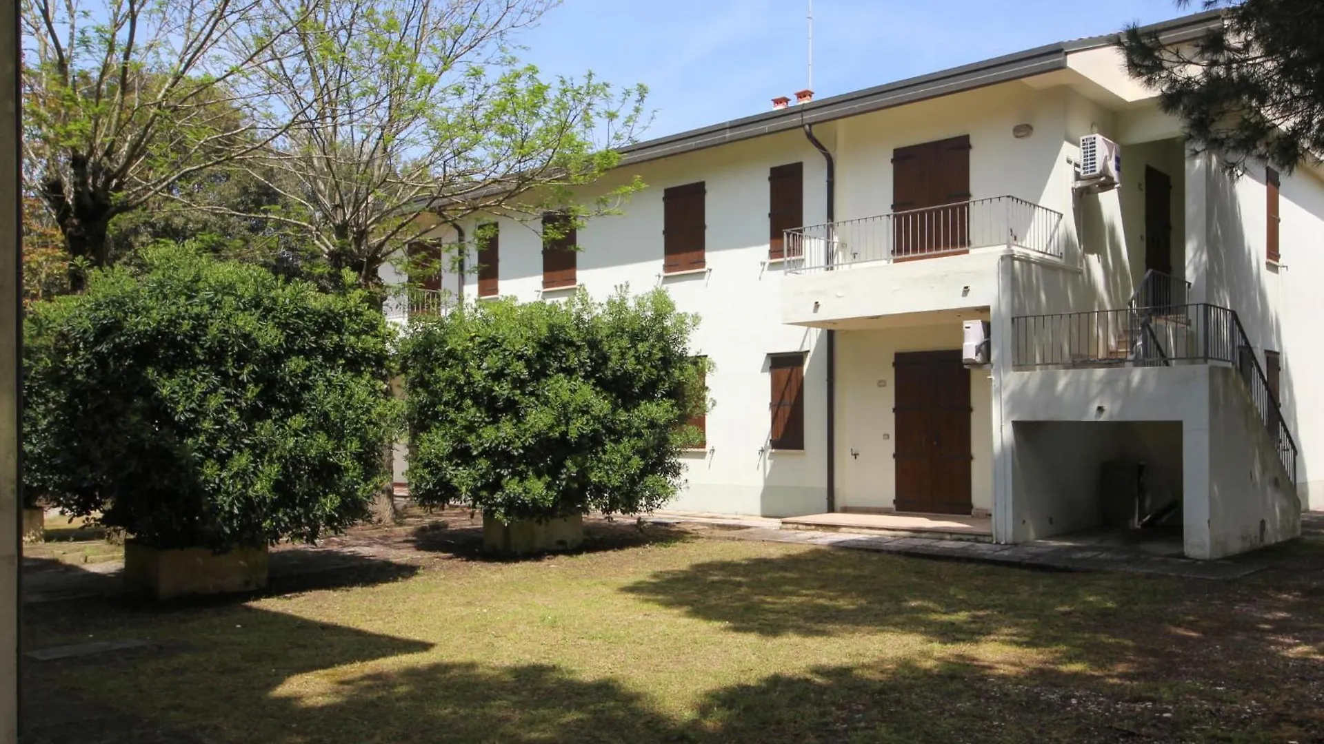 Apartment Lorenza-3 By Interhome Rosolina Mare Italy